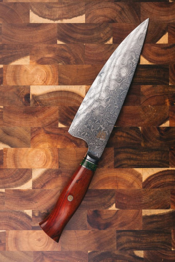 Chef nož sandalovo drvo
